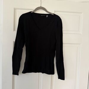 Elie Tahari Black Long Sleeve V-Neck Top